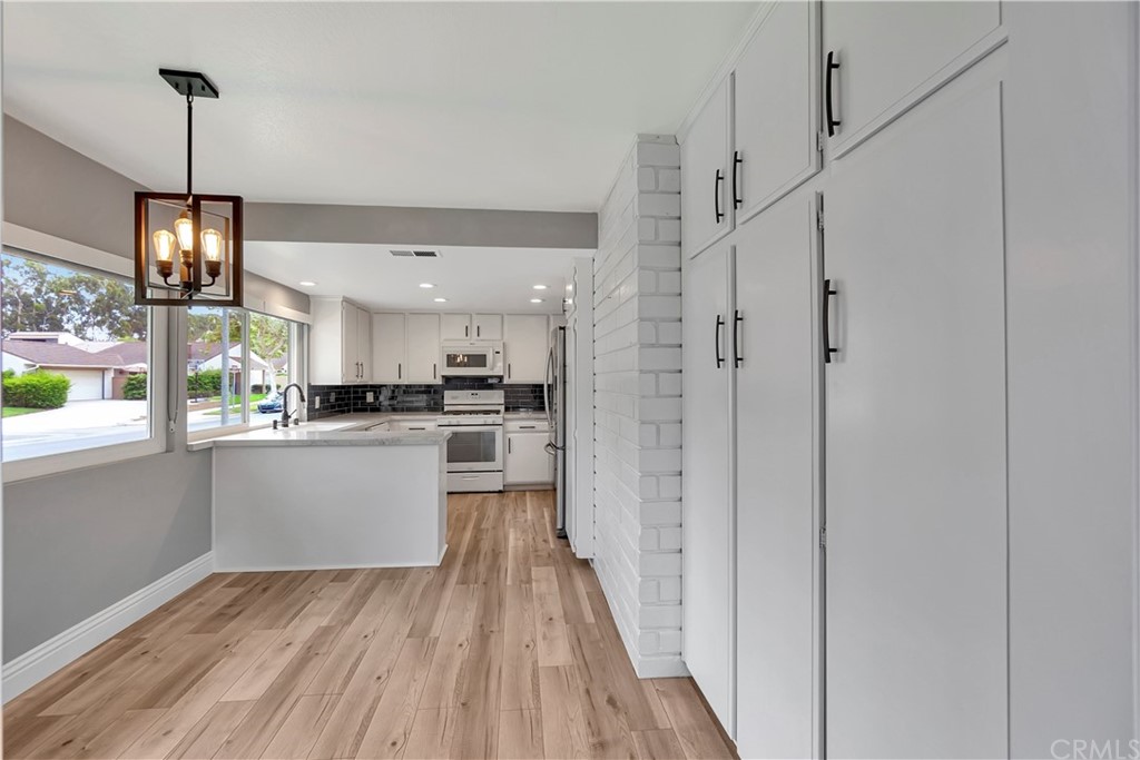 17241 Chestnut Irvine, CA 92612 - Photo 19 of 44