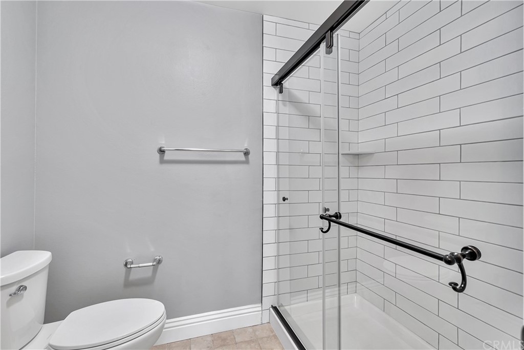 17241 Chestnut Irvine, CA 92612 - Photo 27 of 44