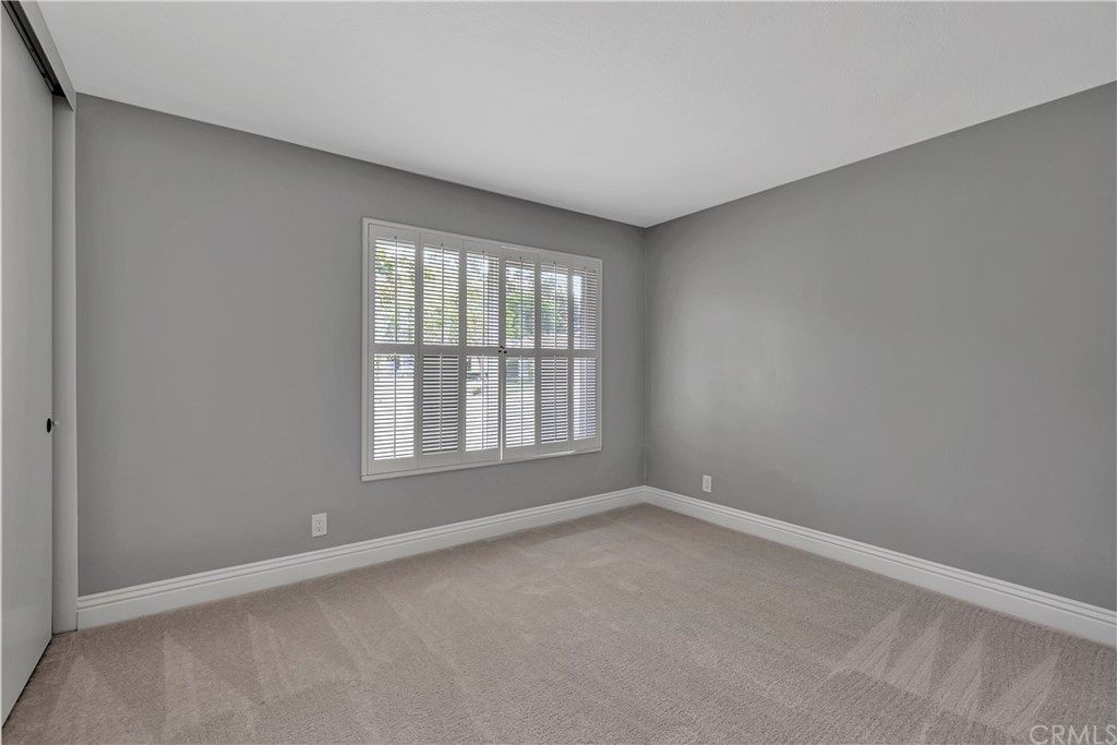 17241 Chestnut Irvine, CA 92612 - Photo 33 of 44