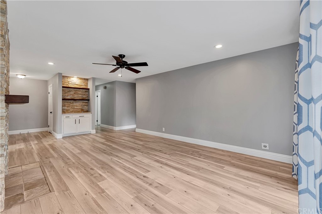 17241 Chestnut Irvine, CA 92612 - Photo 6 of 44