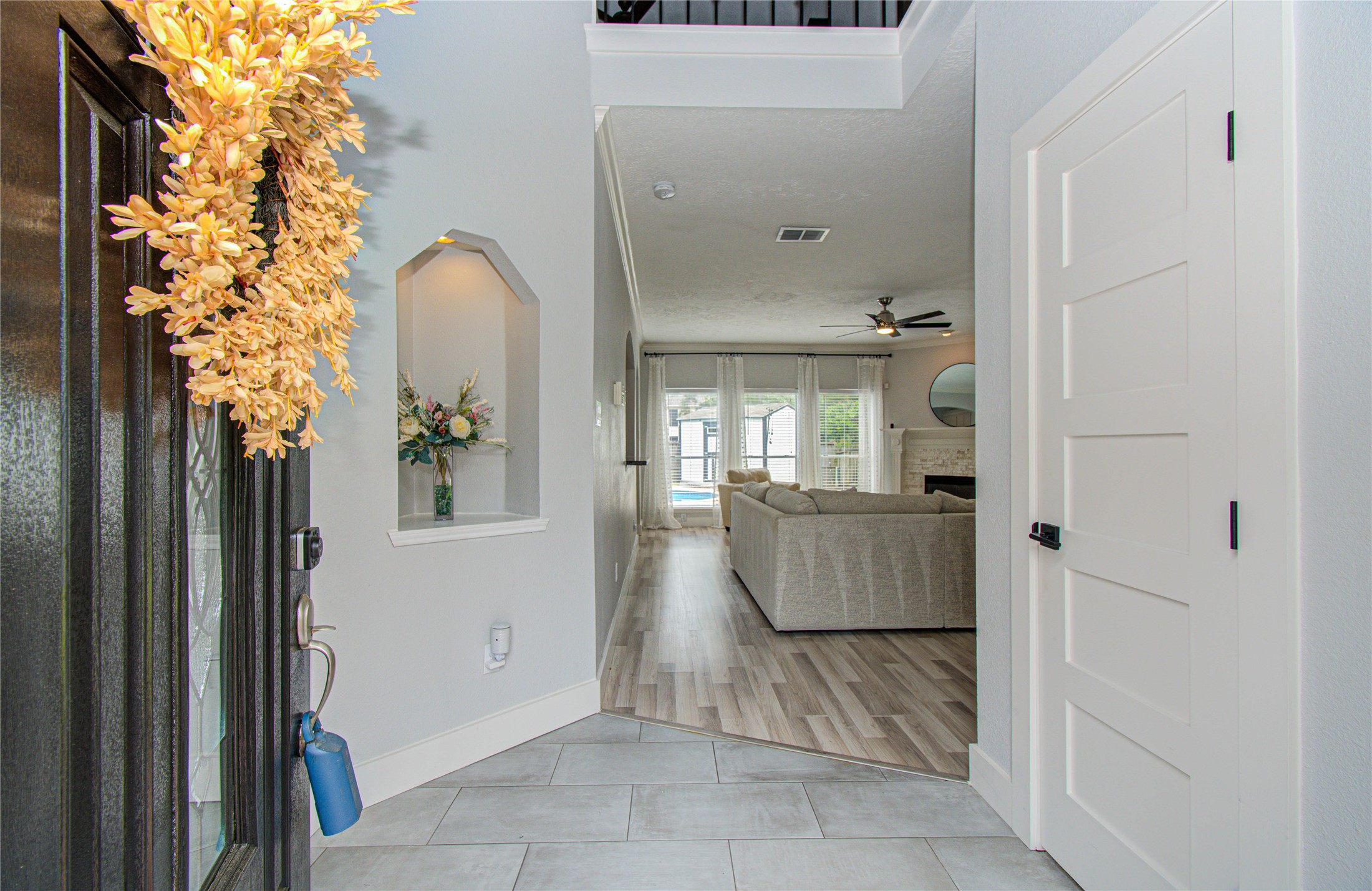 23122 Burcan Court Spring, TX 77373 - Photo 4 of 44