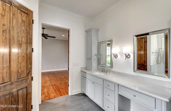 $679,900 | 233 Arbor Trail, Brandon, MS 39047