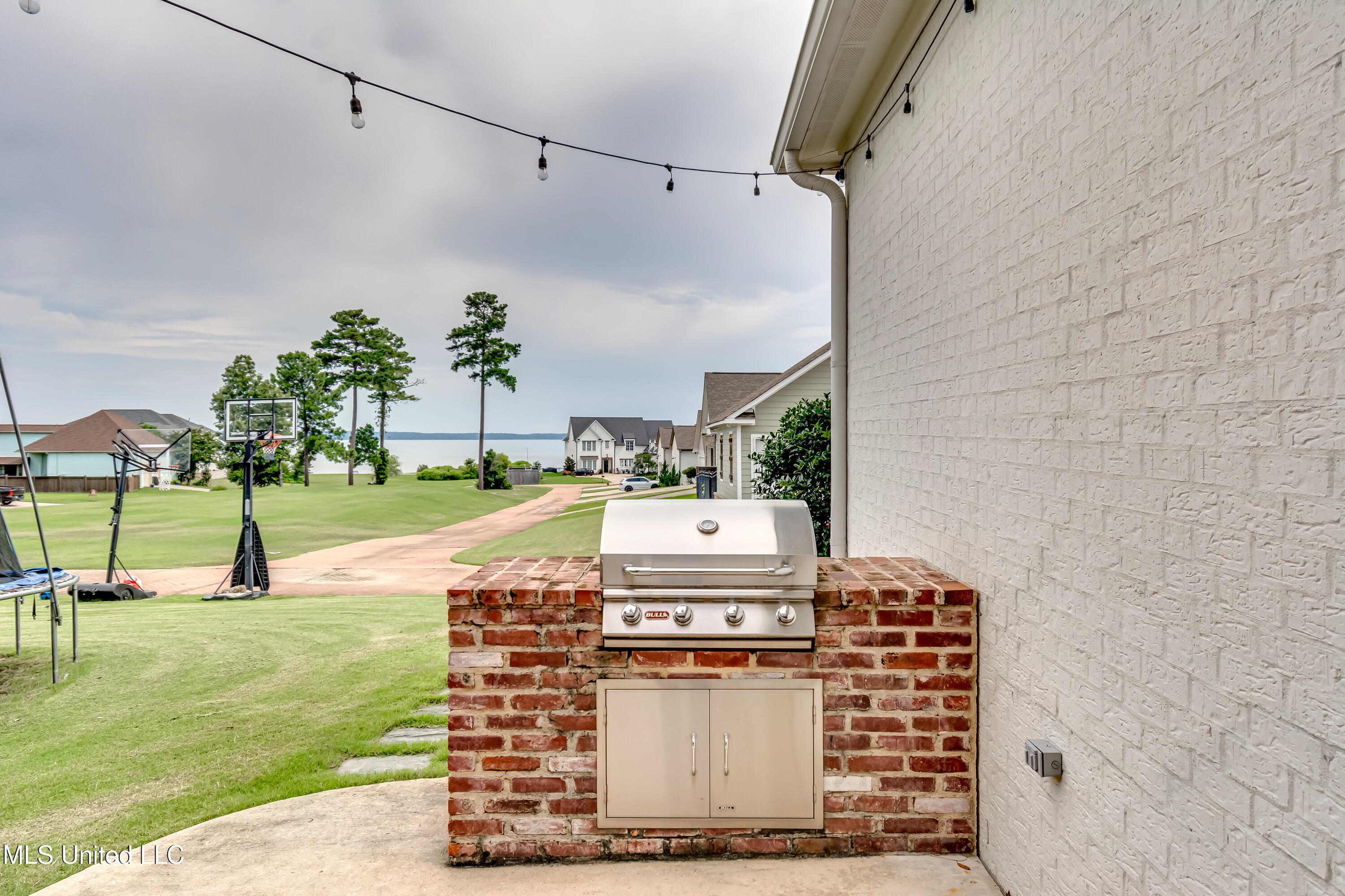 233 Arbor Trail Brandon, MS 39047 - Photo 57 of 61 233 Arbor Trail-12