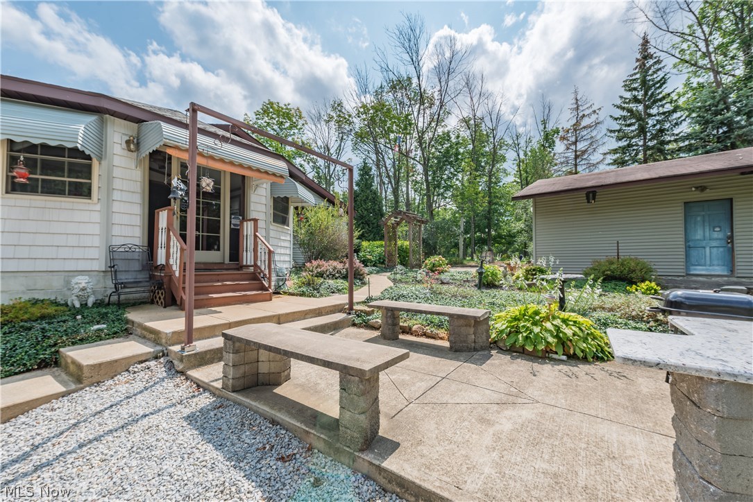 3608 South County Line Road Geneva, OH 44041 - Photo 22 of 34