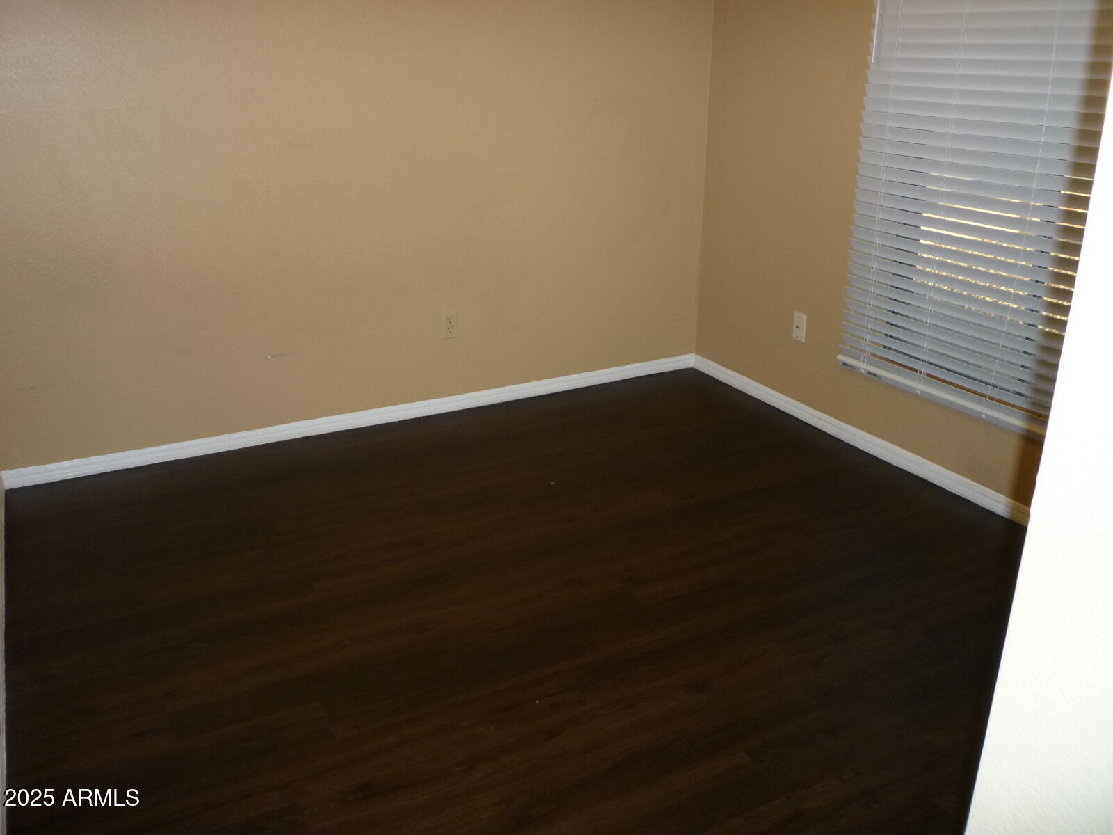 4216 West Willow Avenue Phoenix, AZ 85029 - Photo 9 of 14 a view of small space with wooden floor