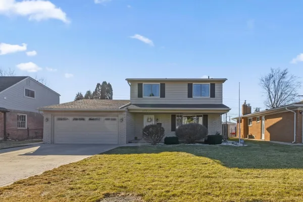 $350,000 | 34665 Esper Drive, Sterling Heights, MI 48312