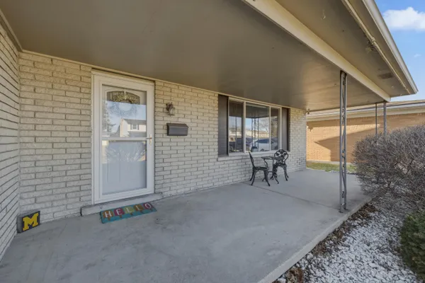 $350,000 | 34665 Esper Drive, Sterling Heights, MI 48312