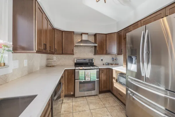 $350,000 | 34665 Esper Drive, Sterling Heights, MI 48312