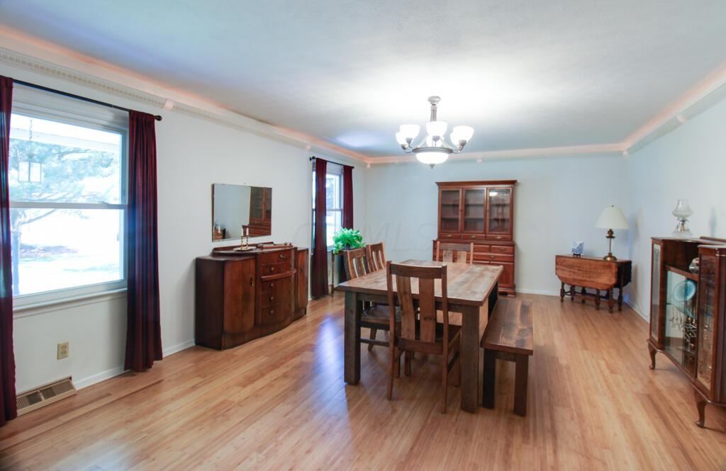 1149 Evergreen Road Marion, OH 43302 - Photo 5 of 54 IMG_9651HDR1149