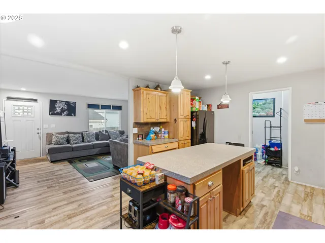 $159,000 | 5217 Silver Loop Northeast, Salem, OR 97305