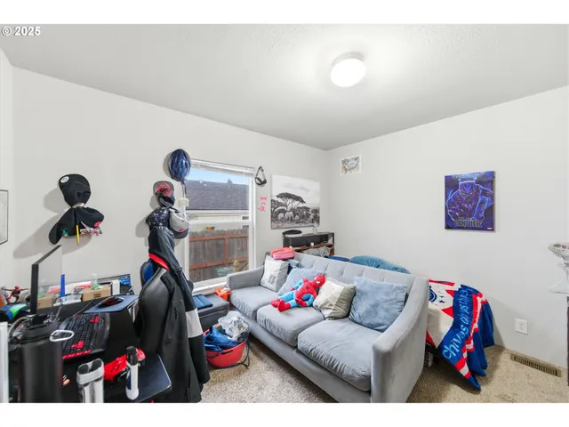 $159,000 | 5217 Silver Loop Northeast, Salem, OR 97305