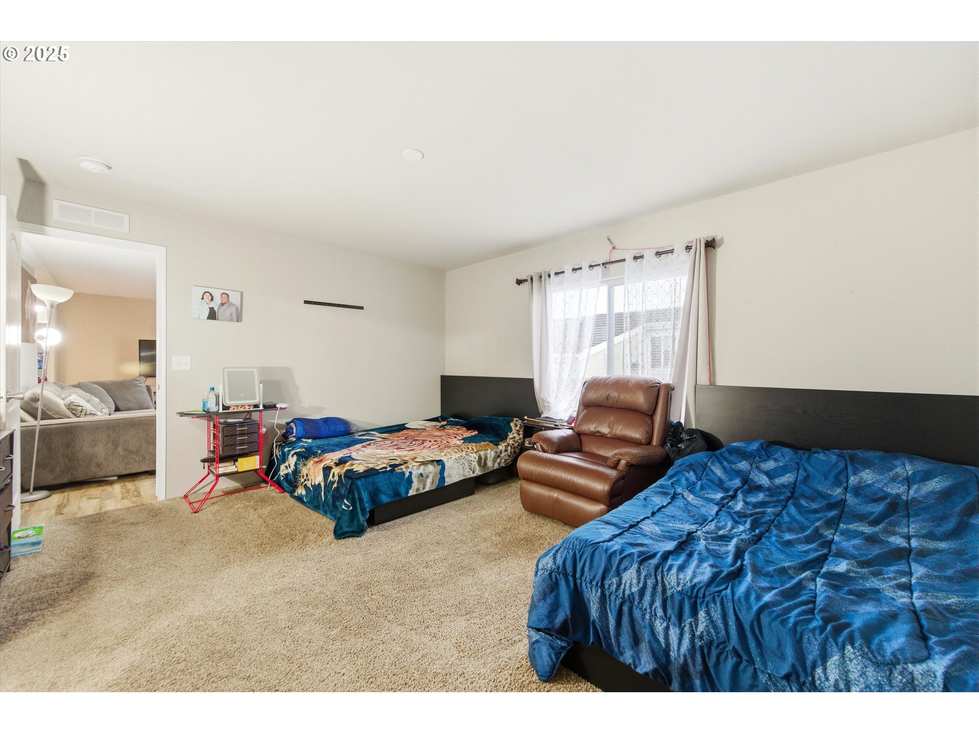 5217 Silver Loop Northeast Salem, OR 97305 - Photo 7 of 26