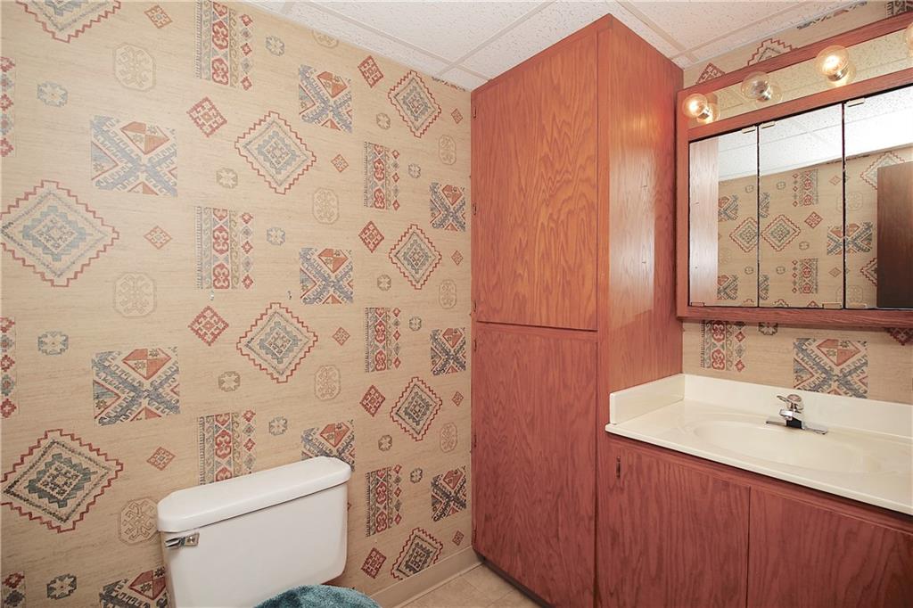 25025 Northeast 1850 Road Garnett, KS 66032 - Photo 26 of 31