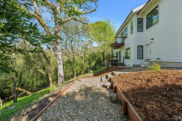 $2,898,000 | 1143-1145 Hill Road, Glen Ellen, CA 95442
