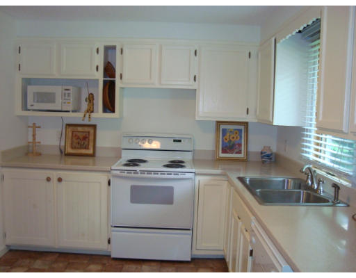 25 Lawton Road Shirley, MA 01464 - Photo 10 of 20 Gallery Image 10