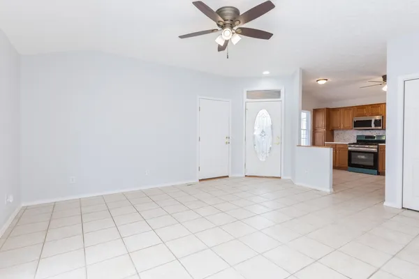 $269,750 | 67 Astoria Way, Bloomington, IL 61704