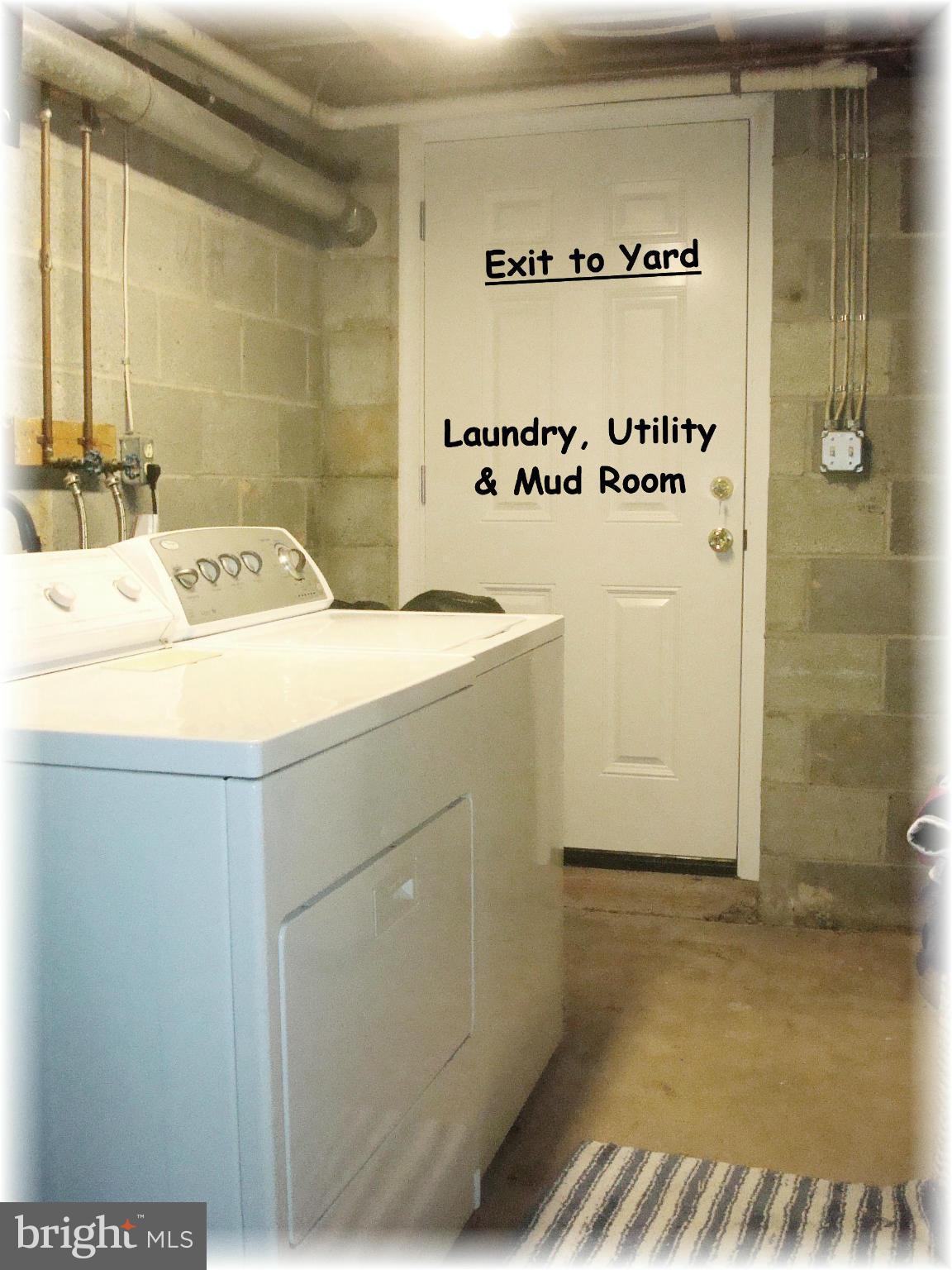 9010 Throgmorton Road Baltimore, MD 21234 - Photo 28 of 30 Laundry, utility, mud room leads to yard.