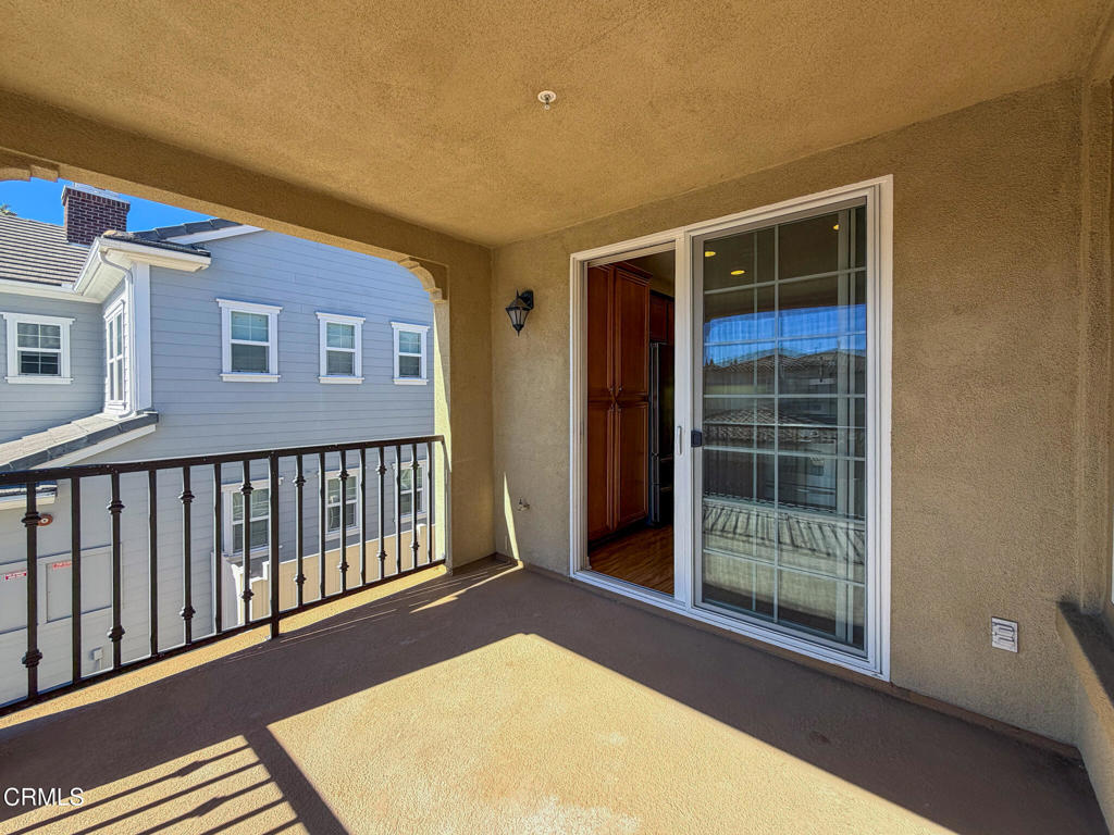 8262 Onyx Street Ventura, CA 93004 - Photo 14 of 33 a view of livingroom with furniture and windows
