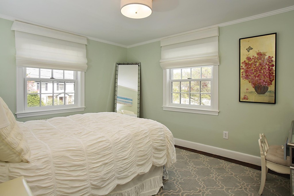 291 Beverly Road Brookline, MA 02467 - Photo 7 of 14 Gallery Image 7