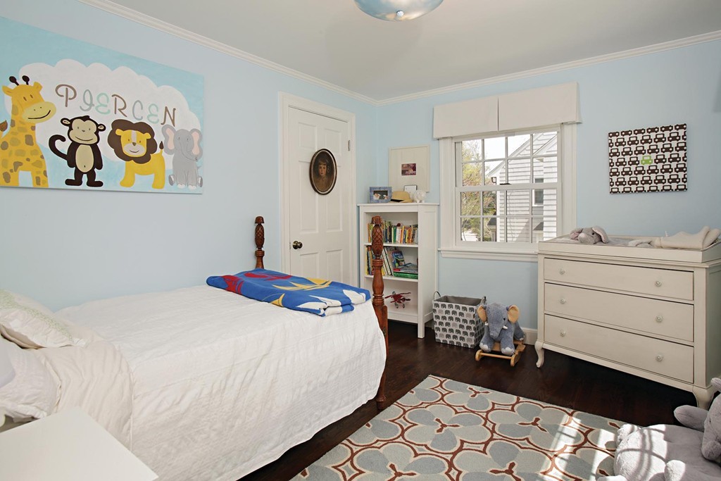 291 Beverly Road Brookline, MA 02467 - Photo 8 of 14 Gallery Image 8