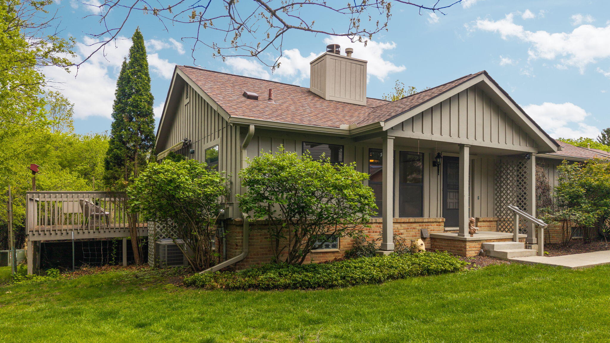 2224 Rivenoak Court Ann Arbor, MI 48103 - Photo 32 of 47 5-web-or-mls-DJI_20260507144856_0595_D