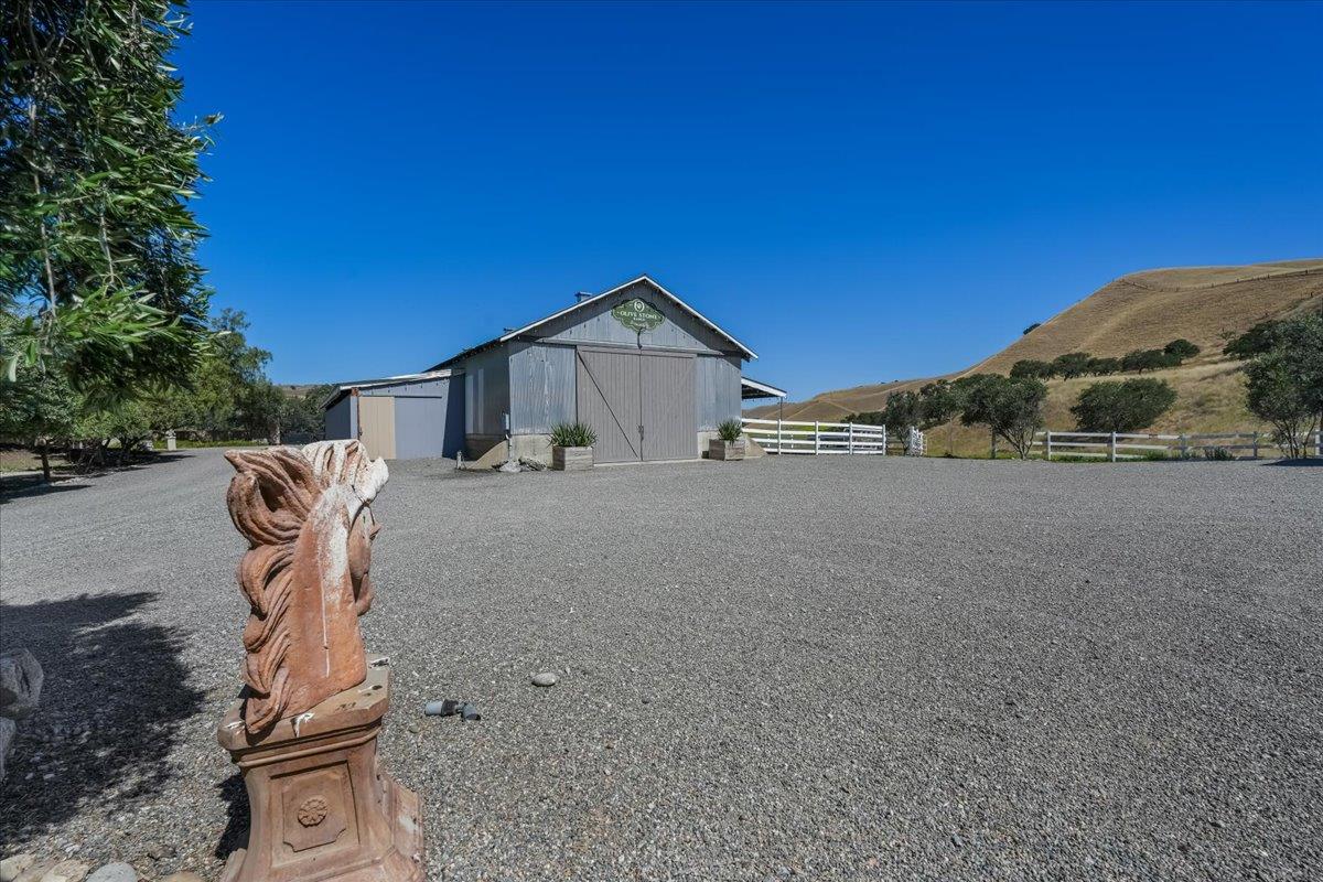 2727 Thomas Road Hollister, CA 95023 - Photo 70 of 83 a view of a house with a yard