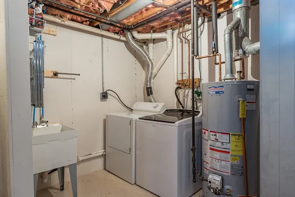 $2,800 | 73 Indian Meadow Drive, Unit A, Taunton, MA 02780