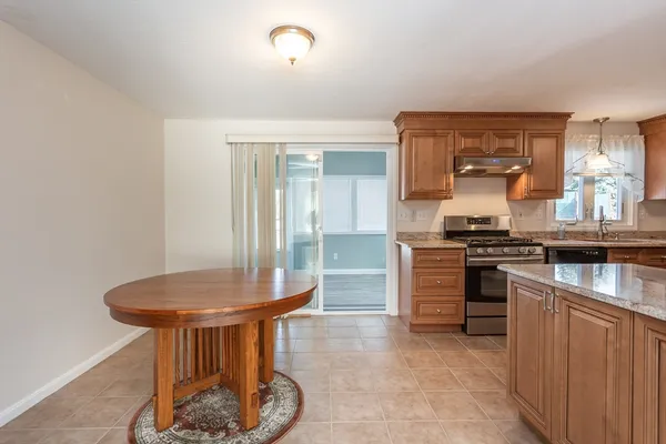 $2,800 | 73 Indian Meadow Drive, Unit A, Taunton, MA 02780