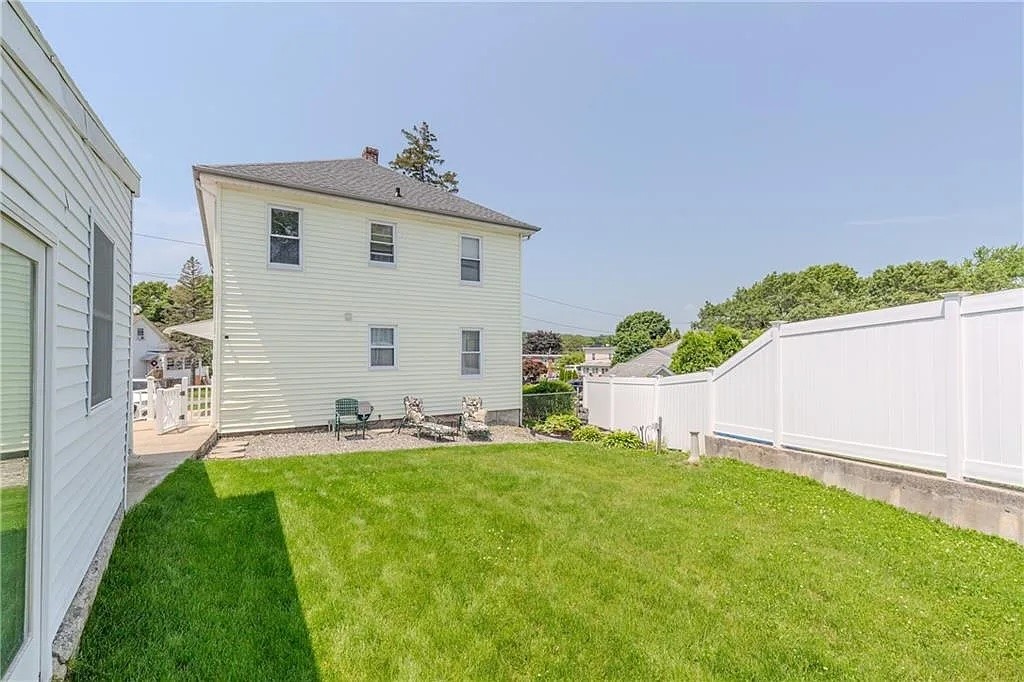 2 Ann Street, Unit 2 North Providence, RI 02904 - Photo 5 of 21