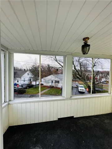 $2,000 | 2 Ann Street, Unit 2, North Providence, RI 02904