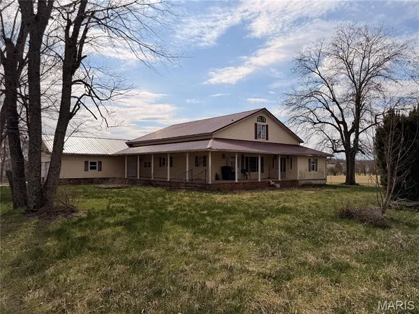 $250,000 | 26474 Falcon Road, Lebanon, MO 65536