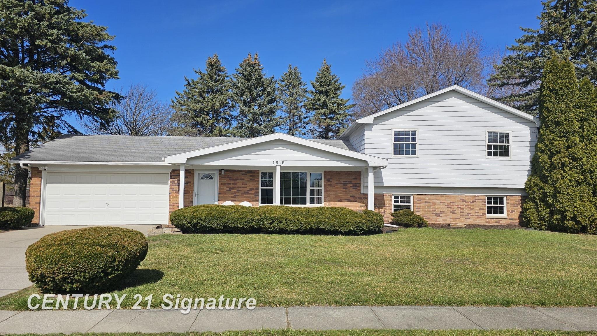 1816 Alcott Road Saginaw, MI 48604 - Photo 3 of 50