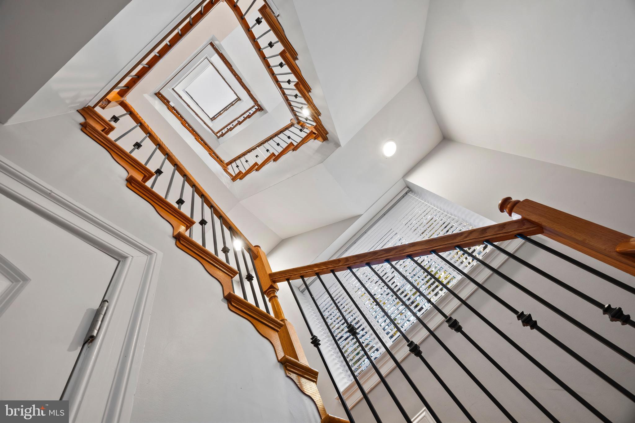 900 Valencia Court, Unit 188 Baltimore, MD 21230 - Photo 13 of 62