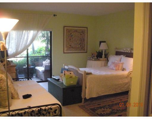 13334 Polo Club Road Wellington, FL 33414 - Photo 10 of 16 Additional Photo