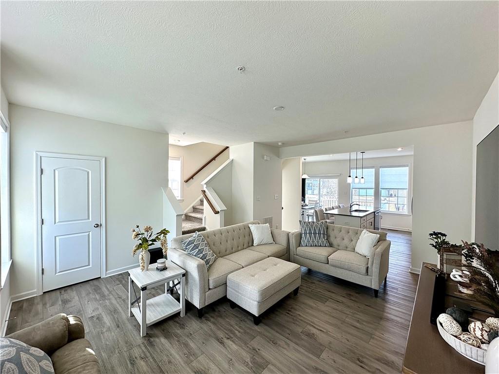 105 Union Way Harmony, PA 16037 - Photo 13 of 38