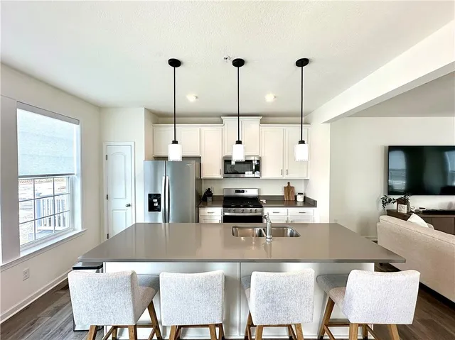 $369,900 | 105 Union Way, Harmony, PA 16037