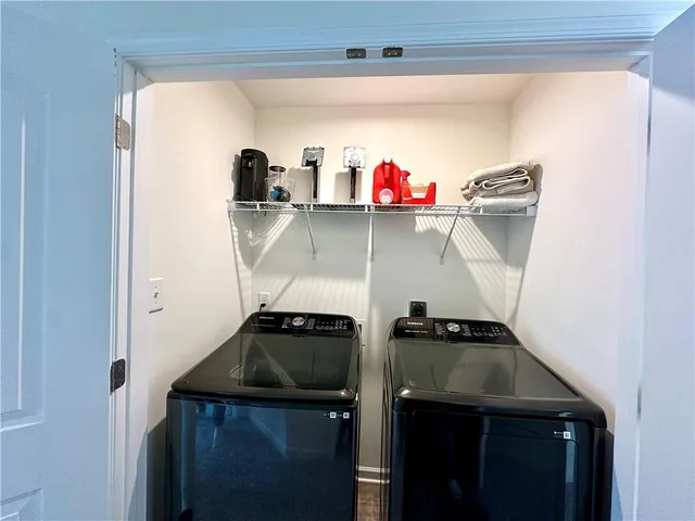 $369,900 | 105 Union Way, Harmony, PA 16037