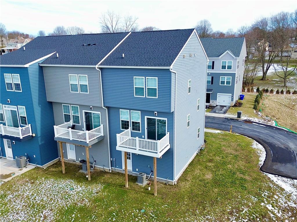 105 Union Way Harmony, PA 16037 - Photo 5 of 38