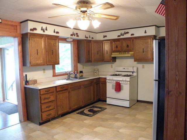 N9077 Elk River Road Phillips, WI 54555 - Photo 3 of 17 Gallery Image 3