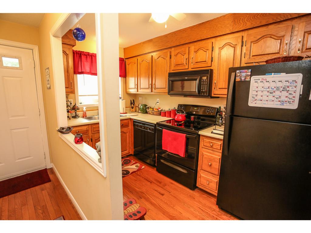 35 Shelburne Road, Unit 35 Merrimack, NH 03054 - Photo 3 of 21