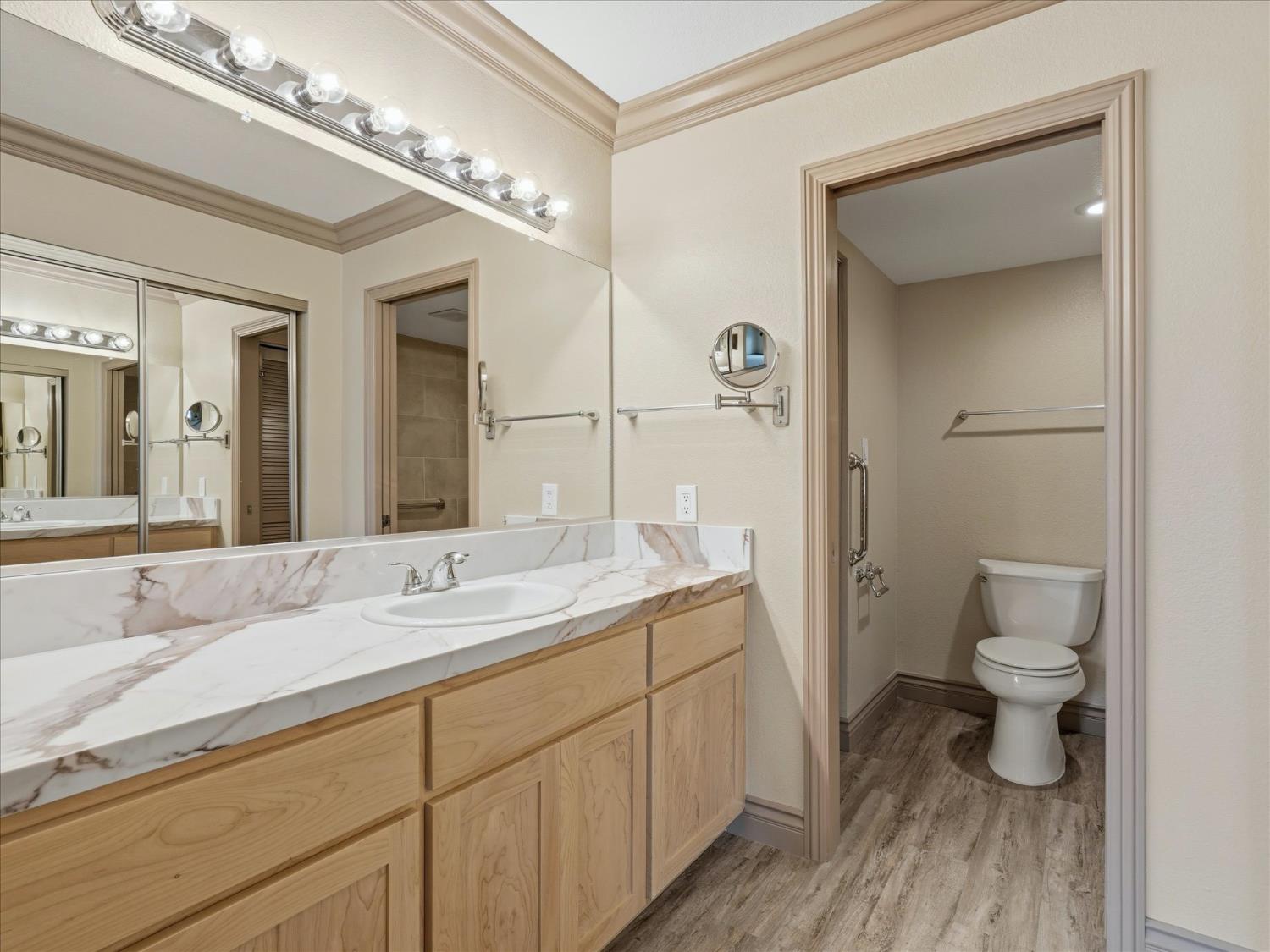 7675 North First Street, Unit 140 Fresno, CA 93720 - Photo 24 of 33