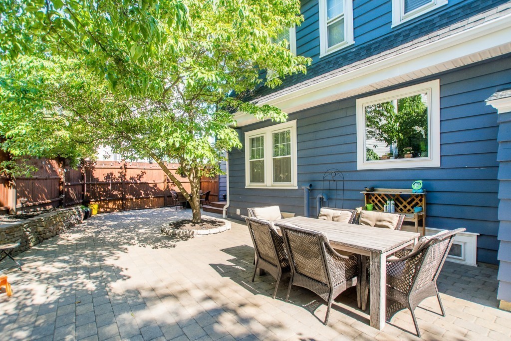 58 Brookfield Road Winthrop, MA 02152 - Photo 25 of 30 Gallery Image 25