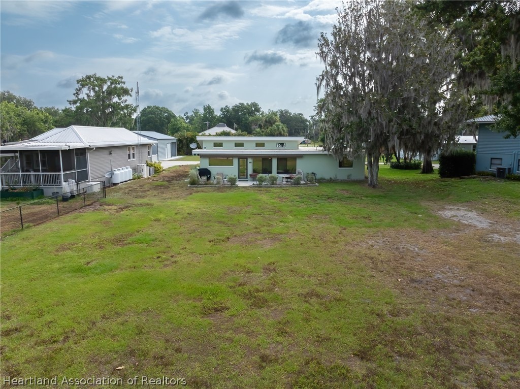102 Squirrel Point Lorida, FL 33857 - Photo 4 of 47