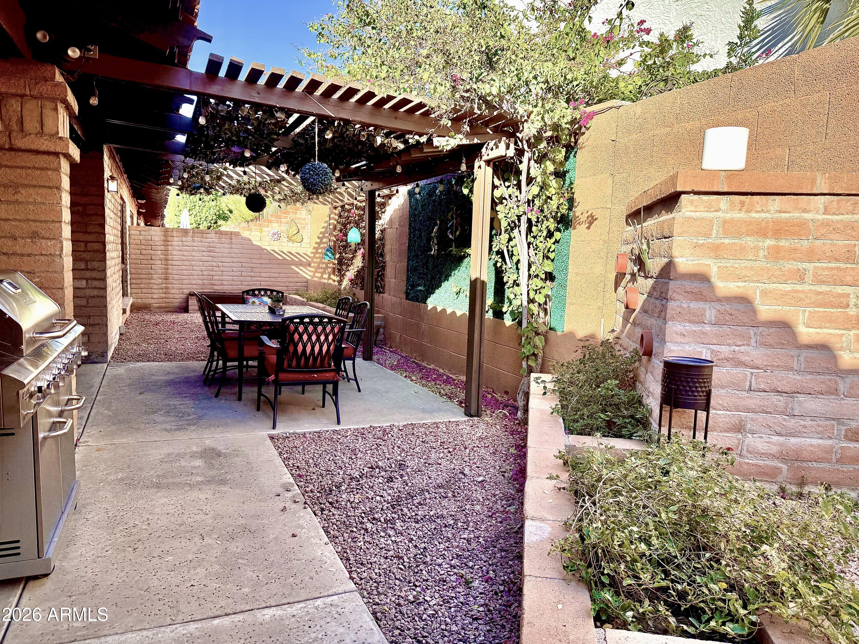 22 West Royal Palm Road Phoenix, AZ 85021 - Photo 22 of 26 a view of outdoor space yard and patio