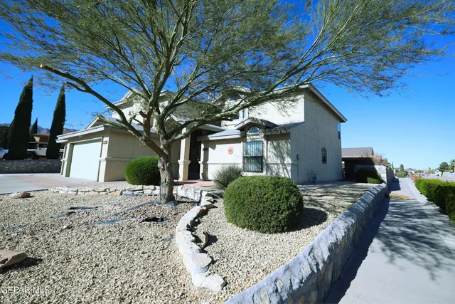 $354,500 | 4373 Loma De Oro Drive, El Paso, TX 79934