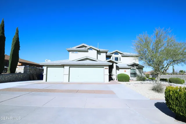$354,500 | 4373 Loma De Oro Drive, El Paso, TX 79934