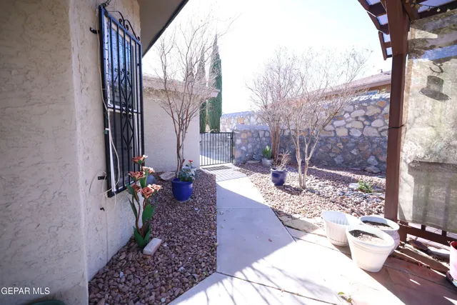 $354,500 | 4373 Loma De Oro Drive, El Paso, TX 79934
