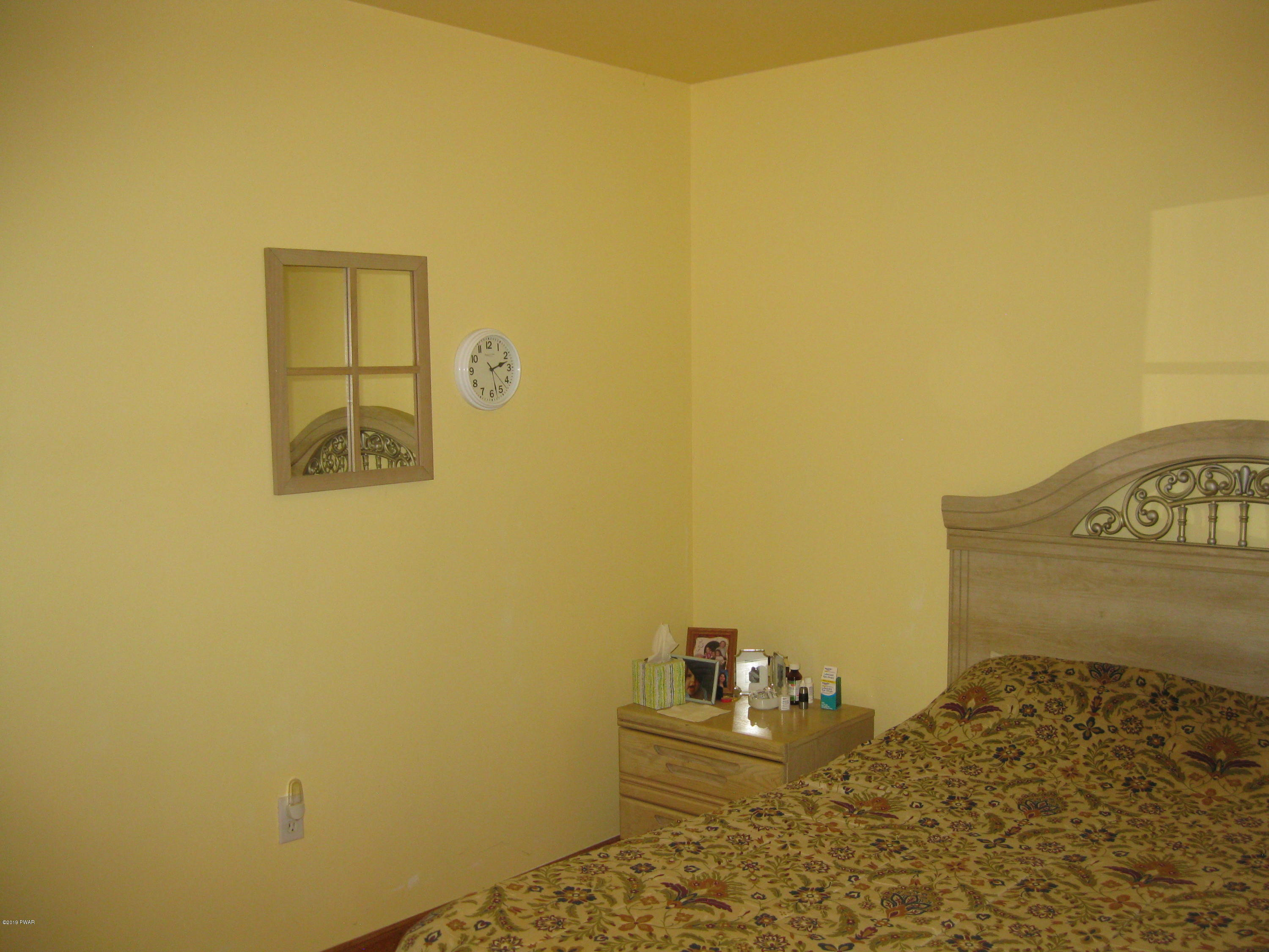157 Gold Key Road Milford, PA 18337 - Photo 15 of 31 Bedroom 1