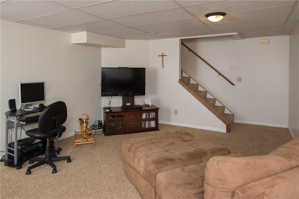 304 Quail Ridge Court Gibsonia, PA 15044 - Photo 12 of 15 Gallery Image 12