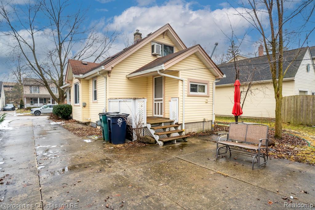 3329 Harvard Road Royal Oak, MI 48073 - Photo 23 of 27